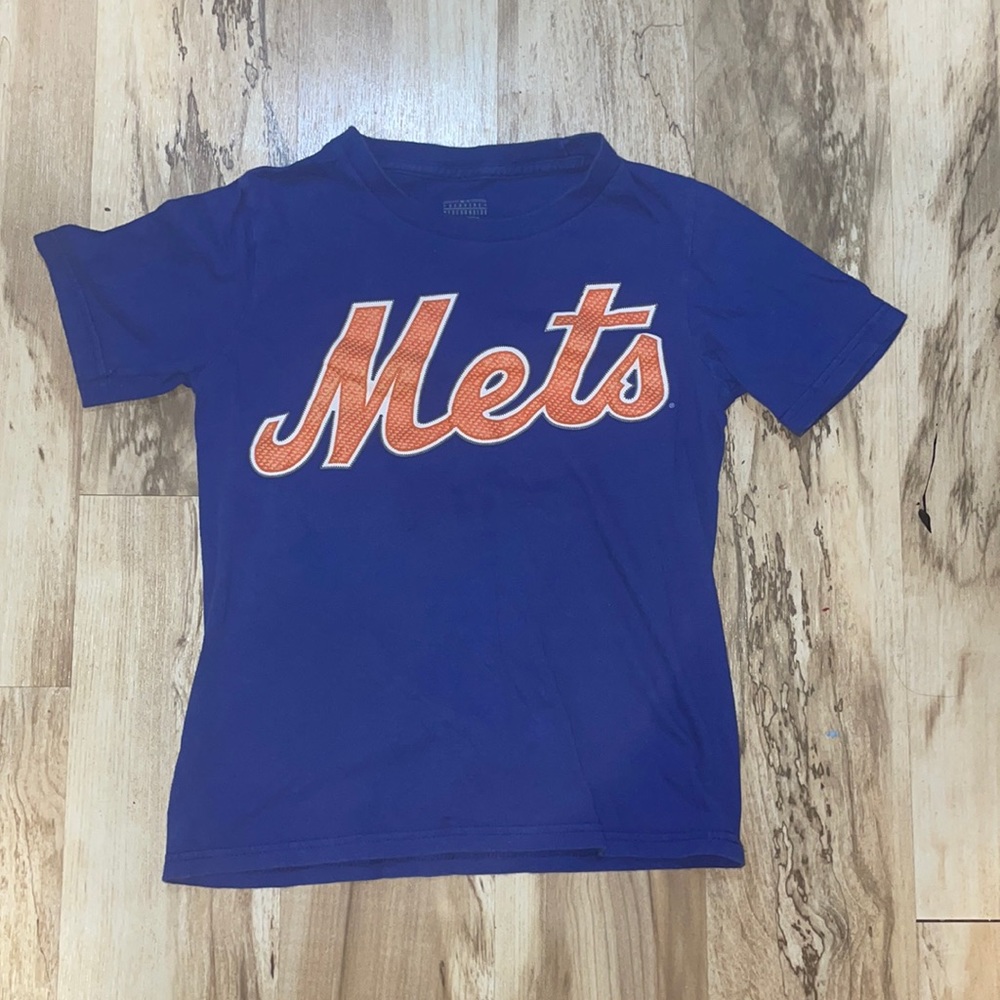 Girls size S Mets t shirt